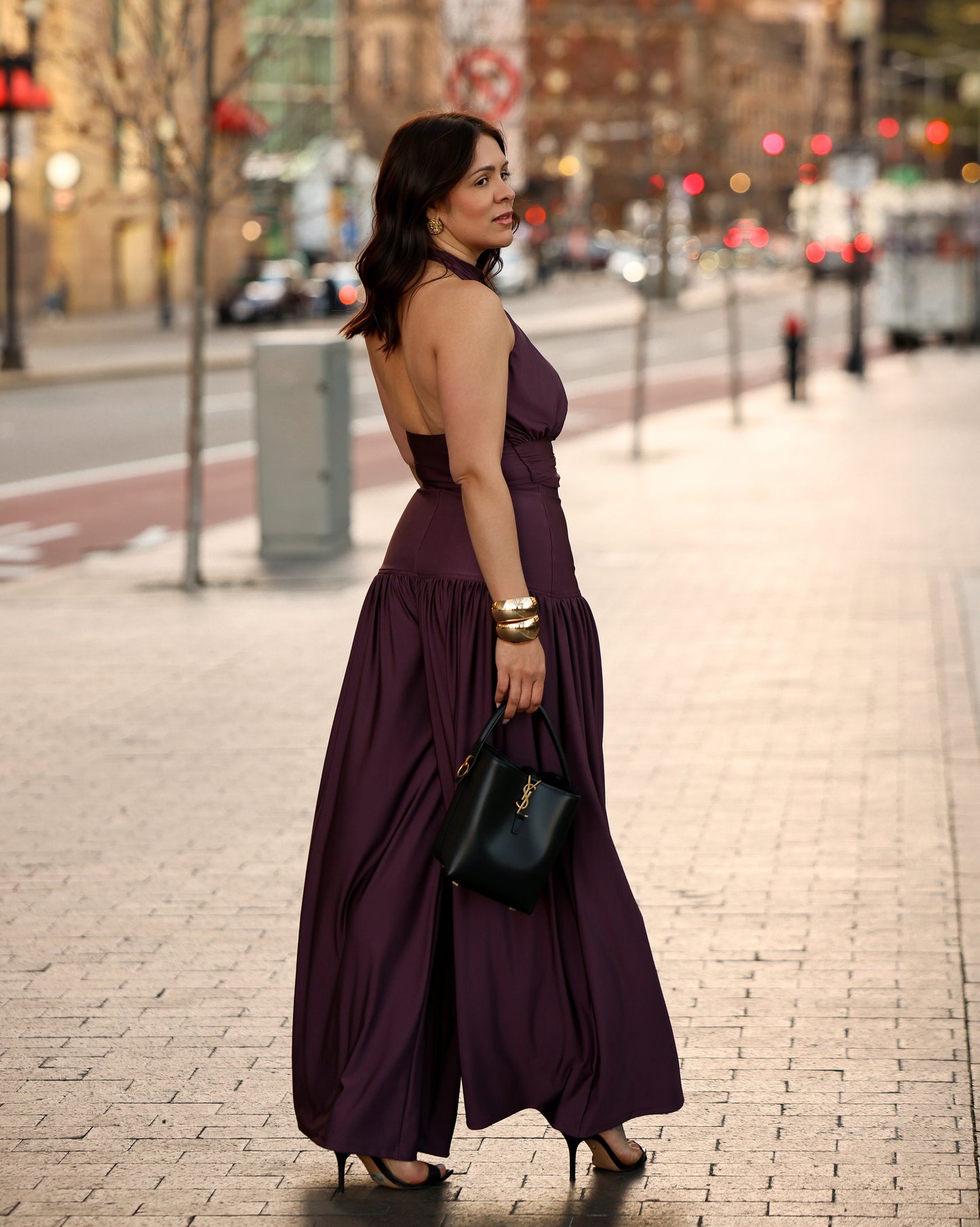 SET TIANA