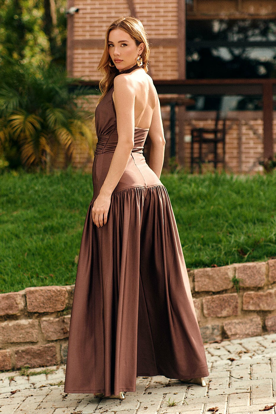 SET TIANA