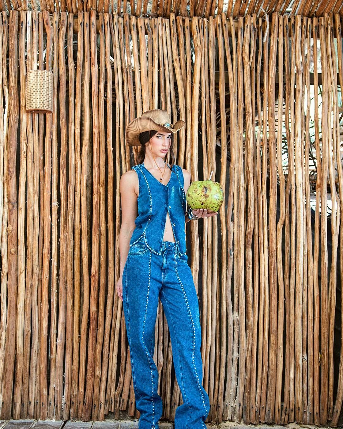 VEST IRIS